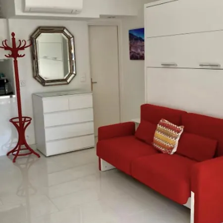 Apartman Beautiful With Shared Pool