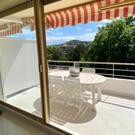 Apartment Beautiful With Shared Pool *