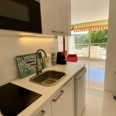 Apartment Beautiful With Shared Pool
